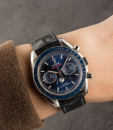 Omega Speedmaster Moonphase