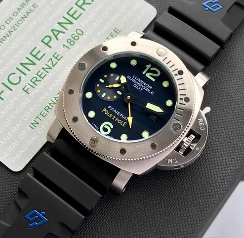 PANERAI POLE 2 POLE